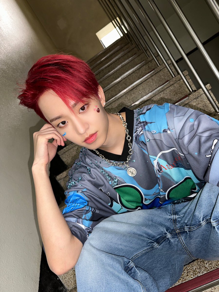 ATBO_members's tweet photo. [#석락원]
오늘 뮤뱅도 함께해 준 우리 보트 고마워요~~

#ATBO #에이티비오
#SeokRakwon https://t.co/EwkKUaRPTR