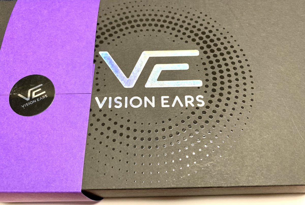 Shuna4532's tweet image. my new gear

VISION EARS VE6XC✨✨

4月1日のポタフェスの時に頼んだのが、今日入荷連絡が来て仕事終わりに引取りに行きました˙˚ 𓆩 (*´▽`*)✿𓆪 ˚˙

本当はお嬢さんに写真撮ってもらい、Twitterにあげてもらいすっとぼけてからシレッと着弾報告するつもりでした🤣
#VE6XC 
#カスタムiem