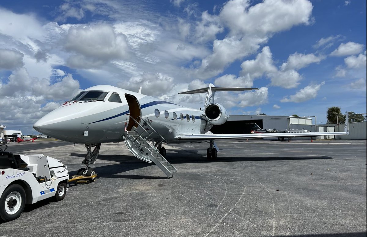 Private Jet Lady tweet media
