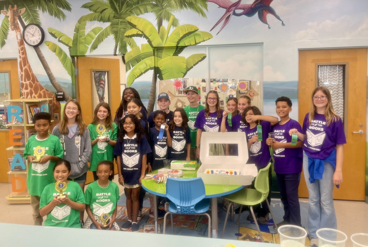 LowryLeopards's tweet photo. The 2nd Annual Battle of the Books! These 4th grade teams were ALL winners because of their knowledge gained through this fun reading challenge! Thank you to special guest Ms. Nadia Combs, District 1 Hillsborough County School Board Chair, for joining us in cheering on our teams https://t.co/mFOkN5GNCr