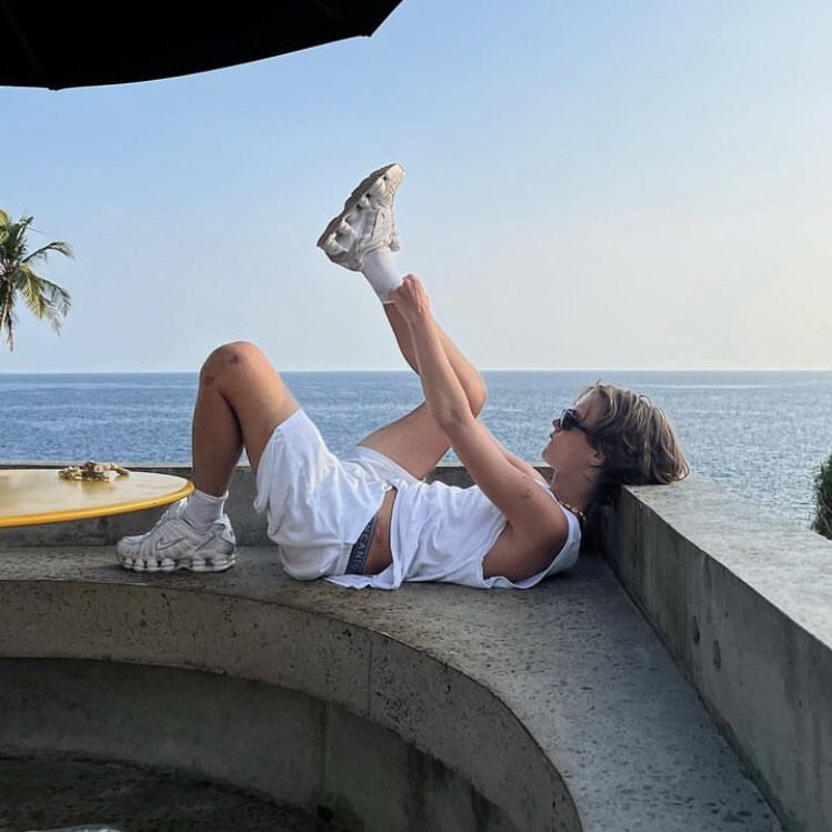 #𝙰𝚕𝚏𝚒𝚗𝚟𝚒𝚎𝚛𝚗𝚎𝚜