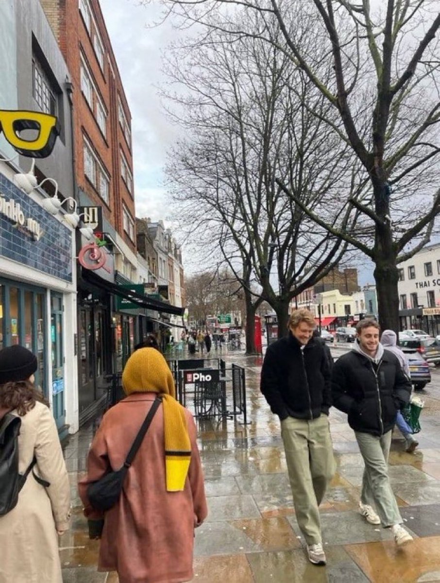 📸: Joe Alwyn and Paul Mescal spotted walking around London together following their recent breakups with their pop-star girlfriends, Taylor Swift and Phoebe Bridgers