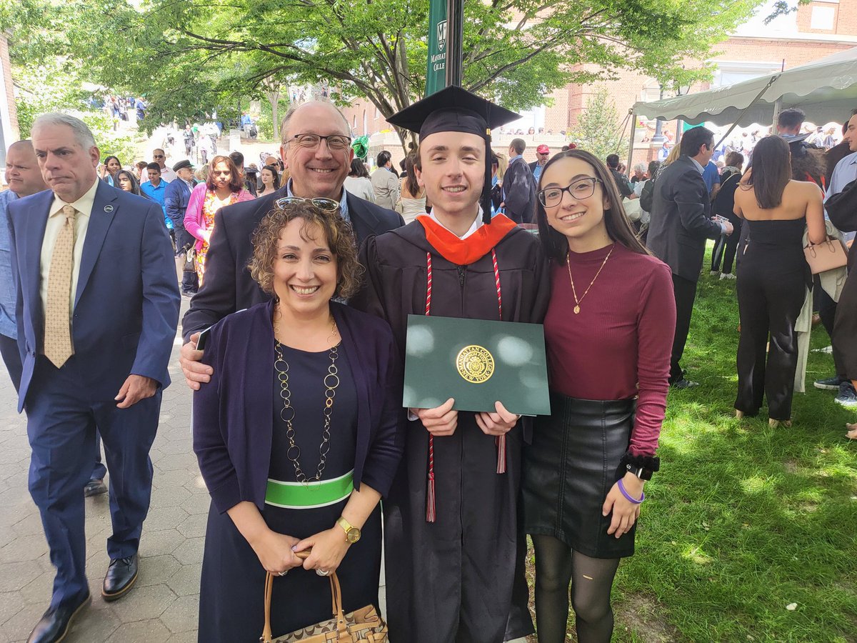 Nicole Matzer tweet media