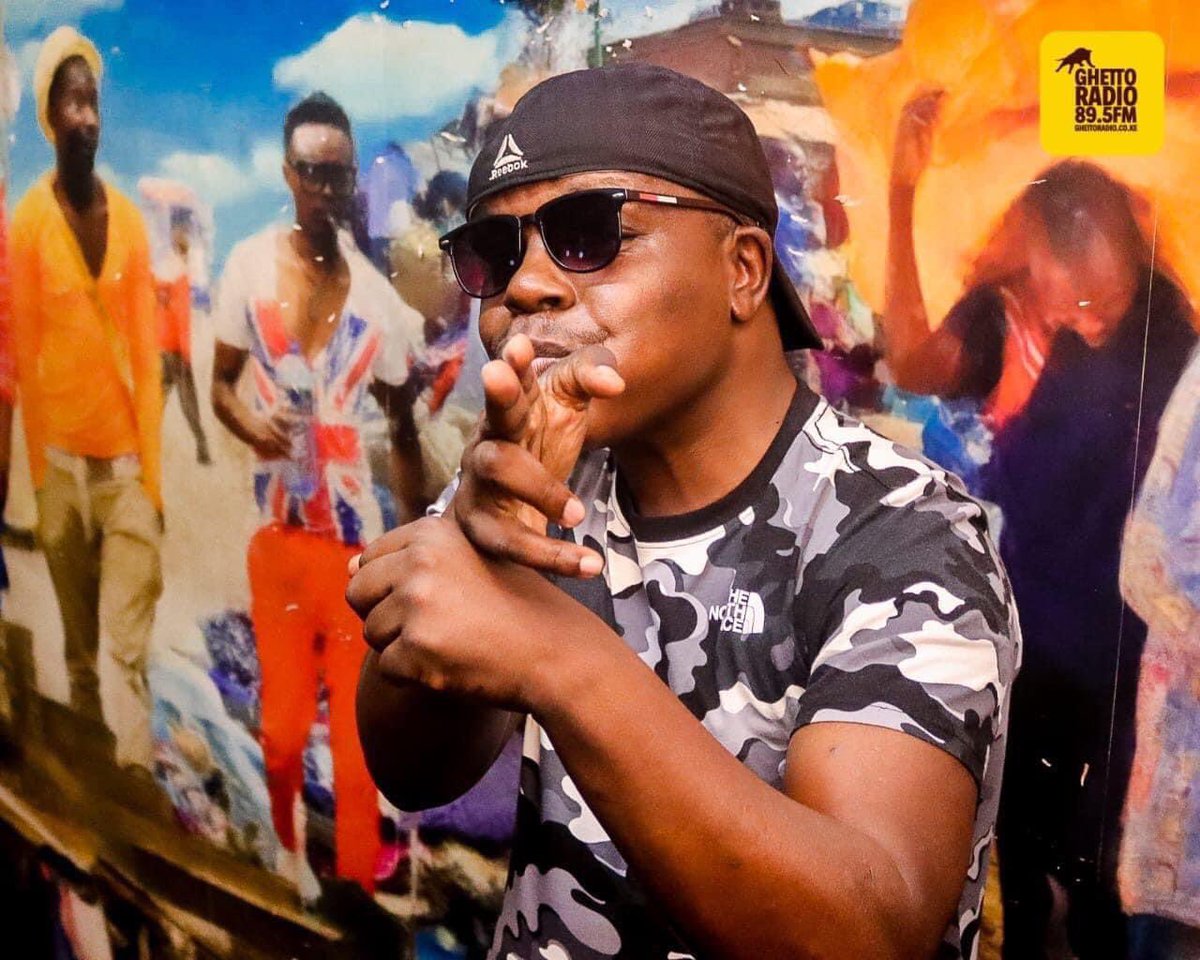 Keep on twitting &amp; sharing the link coz we are One 
#JAHFLIGHT 
#JAHMROCKDOBA 
<a href="/CharraDeejay/">Deejay Charra</a> 
<a href="/GhettoRadio895/">Ghetto Radio</a> 
<a href="/SandikiPeter/">PeterSandiki</a> 
<a href="/petermadree/">DR.PETER MADREE</a> 
<a href="/tosh_manguvu/">Peter Tosh Manguvu</a> 
<a href="/FayahMama/">Fayah Mummah Afrika(Mama Alele) ST2 💕</a> 
<a href="/AngelMariam14/">Angel Mariam</a> 
<a href="/okwisah20/">okwisah_esther</a> 
<a href="/Doterodehmpress/">Dotero RootsMpress</a> 
<a href="/LindaOmolo/">LindaDehLupirahWololo</a>