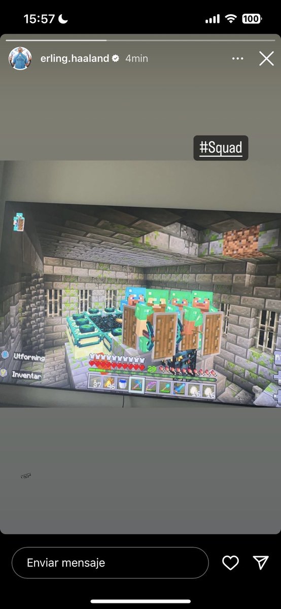 Este pavo elimina al Madrid y se pone a subir historias jugando al Minecraft. Lloro