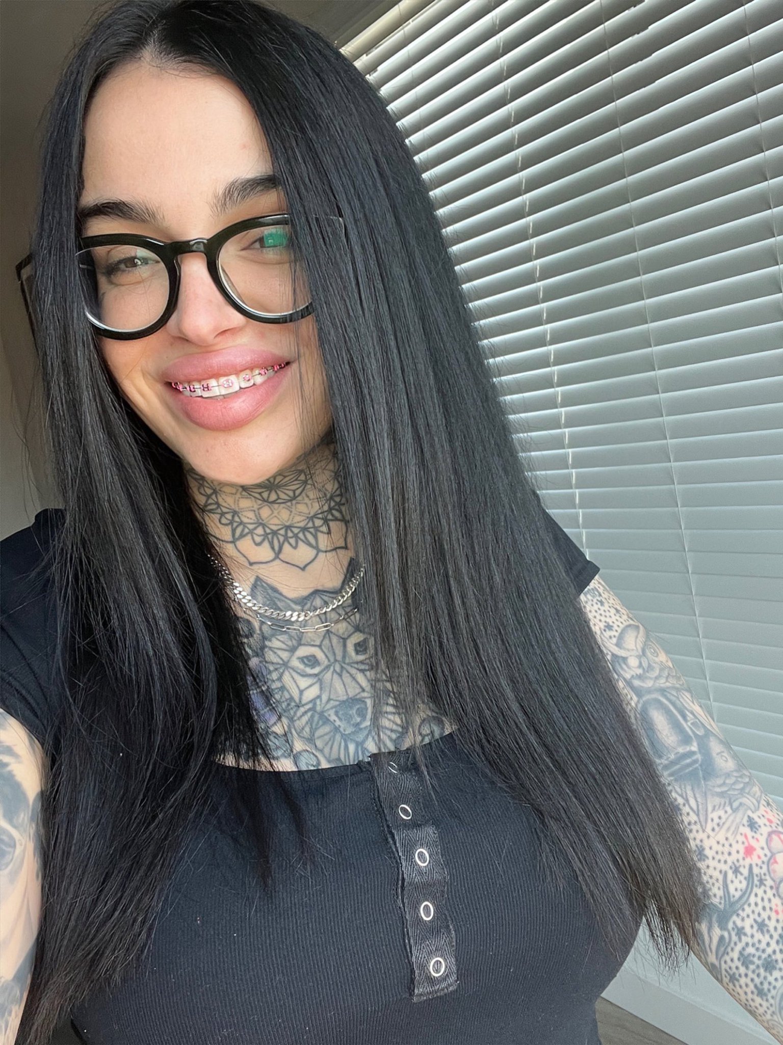 TW Pornstars - Leigh Raven/Mistress Baby. Twitter. My site is FREE! 💕