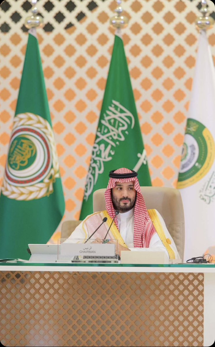 onepage_sa's tweet photo. #محمد_بن_سلمان
 #القمه_العربيه
 #فخامة https://t.co/DcVIJrMtZx