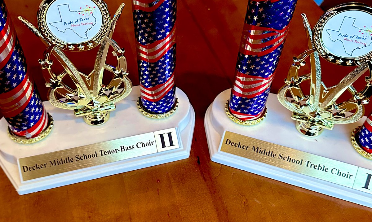 Decker Middle School Choir tweet media