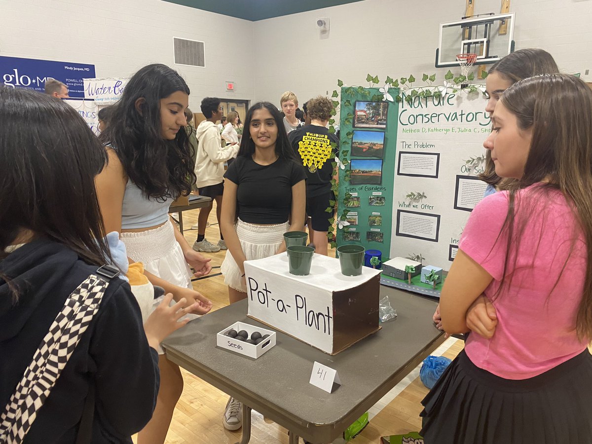 CTroutmanTech's tweet image. 8th graders have been spending the month of May working on their Cross-Curricular project - finding a problem in the community and coming up with a solution! Today students shared out their projects with the school, district staff, parents and community members @erms_DCSD