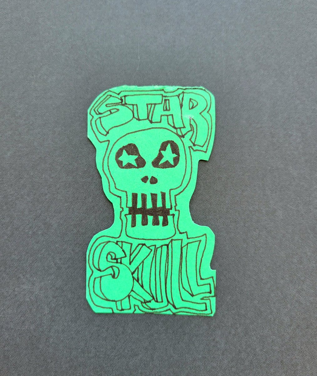 MiloCreates's tweet photo. Starskull in green.
#milobart #Skull #stars #cutout #serieswork #green https://t.co/9GwlKxzZ3s