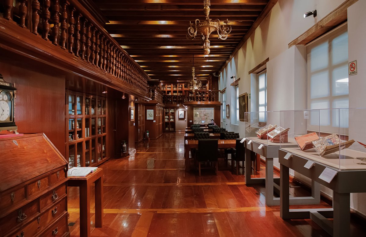 Conoce más sobre Franz Mayer bibliófilo y descubre los fondos, encuadernaciones e historia de nuestra #biblioteca, una de las más bellas de la #CDMX, en esta visita guiada. 📚

20 de mayo, 13 h
Cuota de recuperación: entrada de admisión + $50