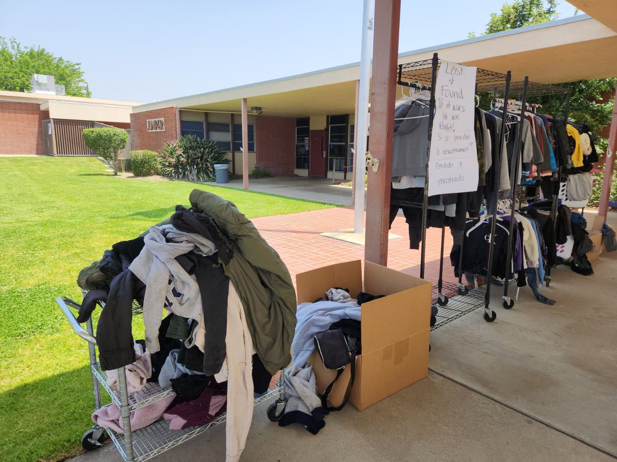 FUSD_Juniper's tweet photo. Hey @FUSD_Juniper families! It’s the end of the year and our lost and found is overflowing! Please make sure to stop by and collect any lost items before the year ends! https://t.co/5fIwrg54Th