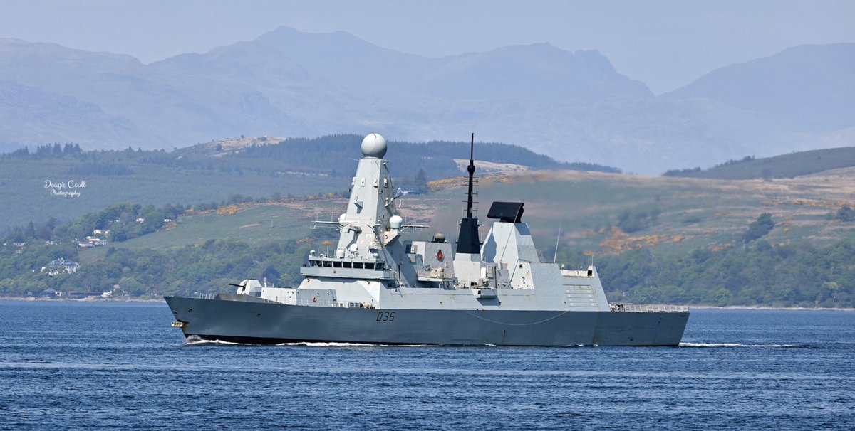 DougieCoullPix's tweet image. Few from today.

#riverclyde #shipsinpics #hmsdefender #navy #RoyalNavy