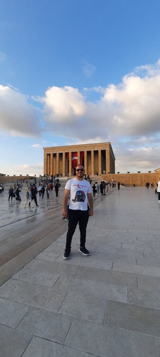 Atamın İzinde Aydınlık Türkiye Hedefine..