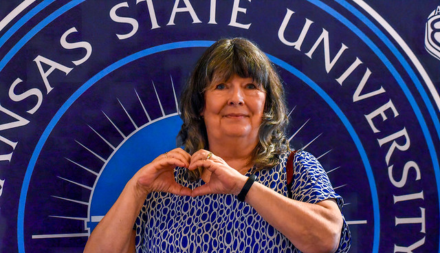 ASUBeebe's tweet image. Last night, we hosted the Heart of a Vanguard donor recognition banquet at the Robbins Sanford Grand Hall in Searcy. We gathered to extend our gratitude to our donors who made a significant impact in 2022. View our Flickr: bit.ly/3MmOM5L 
#ASUBeebe #DonorRecognition