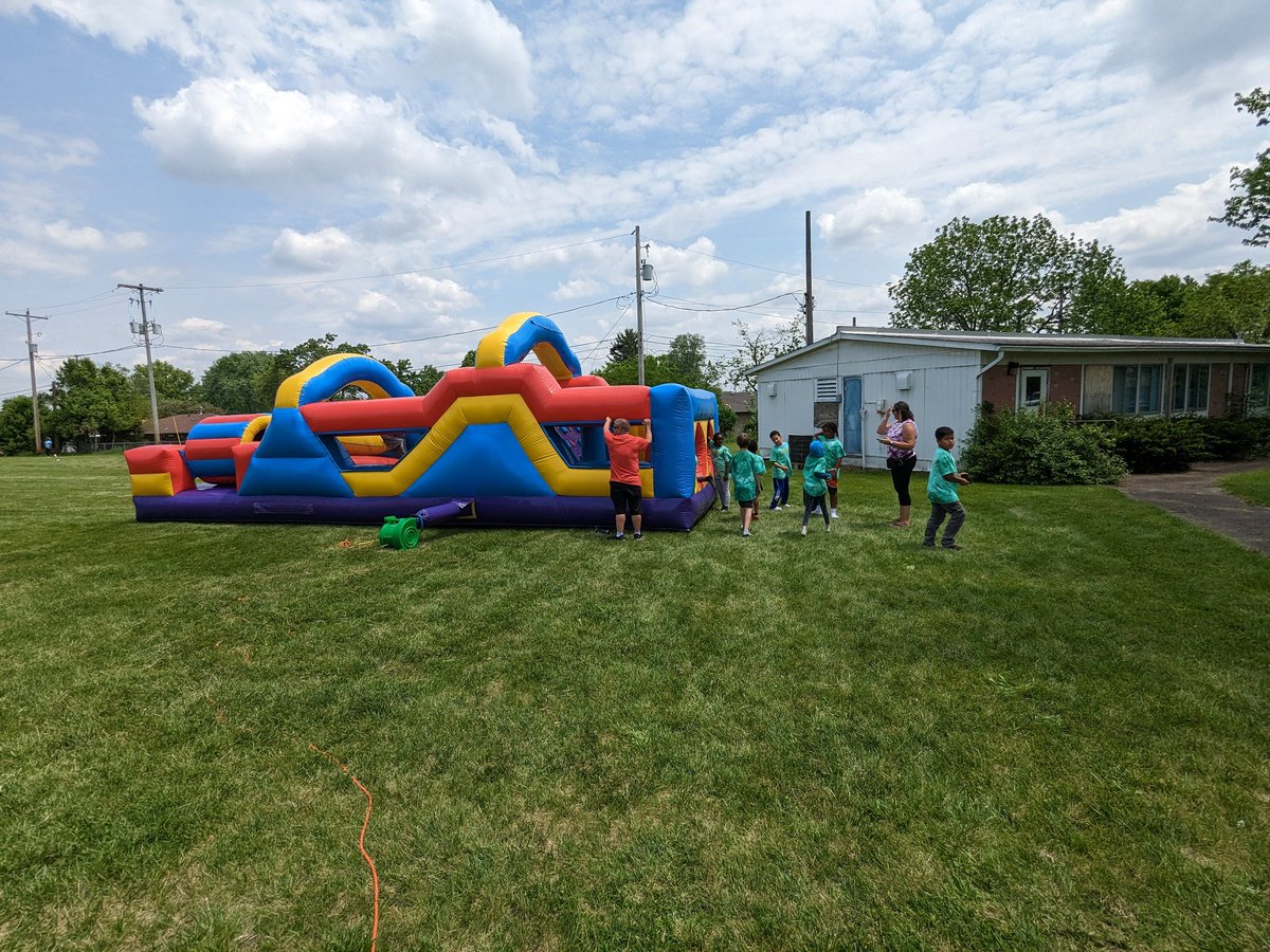 what a day! ... over 50 volunteers <a href="/HMSTEAMtigers/">Herbert Mills STEAM</a> 
I couldn't have done it without you, thank you parents!