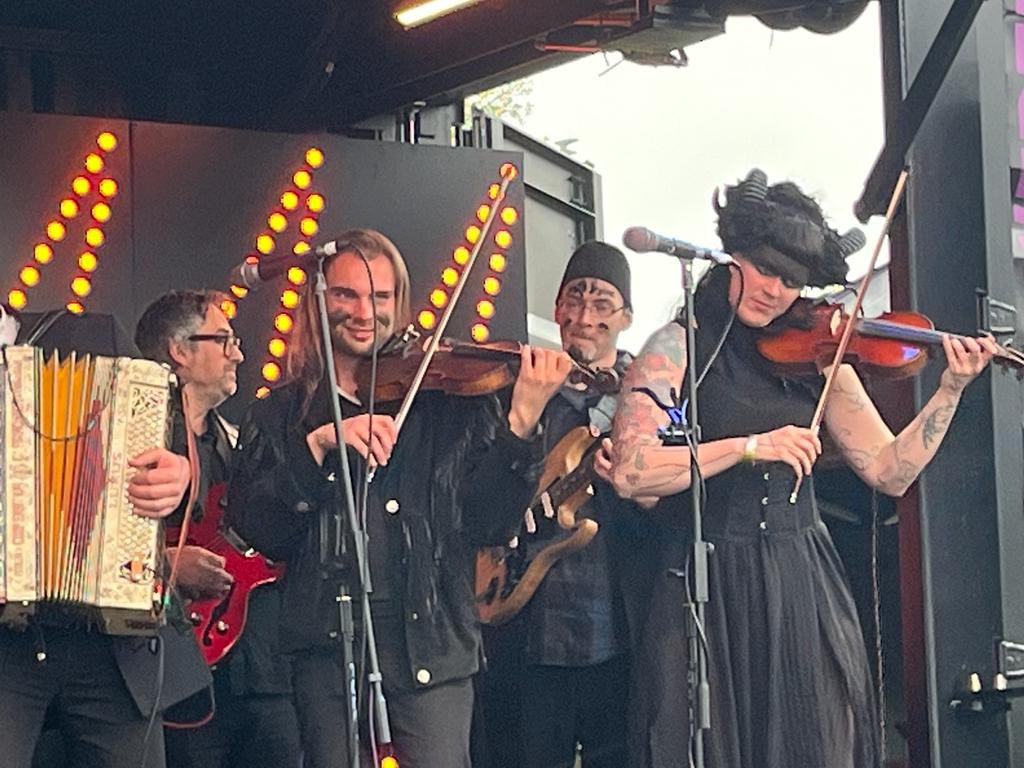The Destroyers (@thedestroyers) on Twitter photo ๐ And hereโs a few more of us from the mighty <a href="/Swingamajig/">Swingamajig</a> a few weeks back!
๐ป We had an absolute blast & are raring to go for our next festy slot, at <a href="/MelloFestival/">Mello Festival</a>,Sunday May 28th!
mellofestival.co.uk
๐ถ๏ธ Stay tuned for more exciting gig news at thedestroyers.co.uk ๐ And hereโs a few more of us from the mighty <a href="/Swingamajig/">Swingamajig</a> a few weeks back!
๐ป We had an absolute blast & are raring to go for our next festy slot, at <a href="/MelloFestival/">Mello Festival</a>,Sunday May 28th!
mellofestival.co.uk
๐ถ๏ธ Stay tuned for more exciting gig news at thedestroyers.co.uk