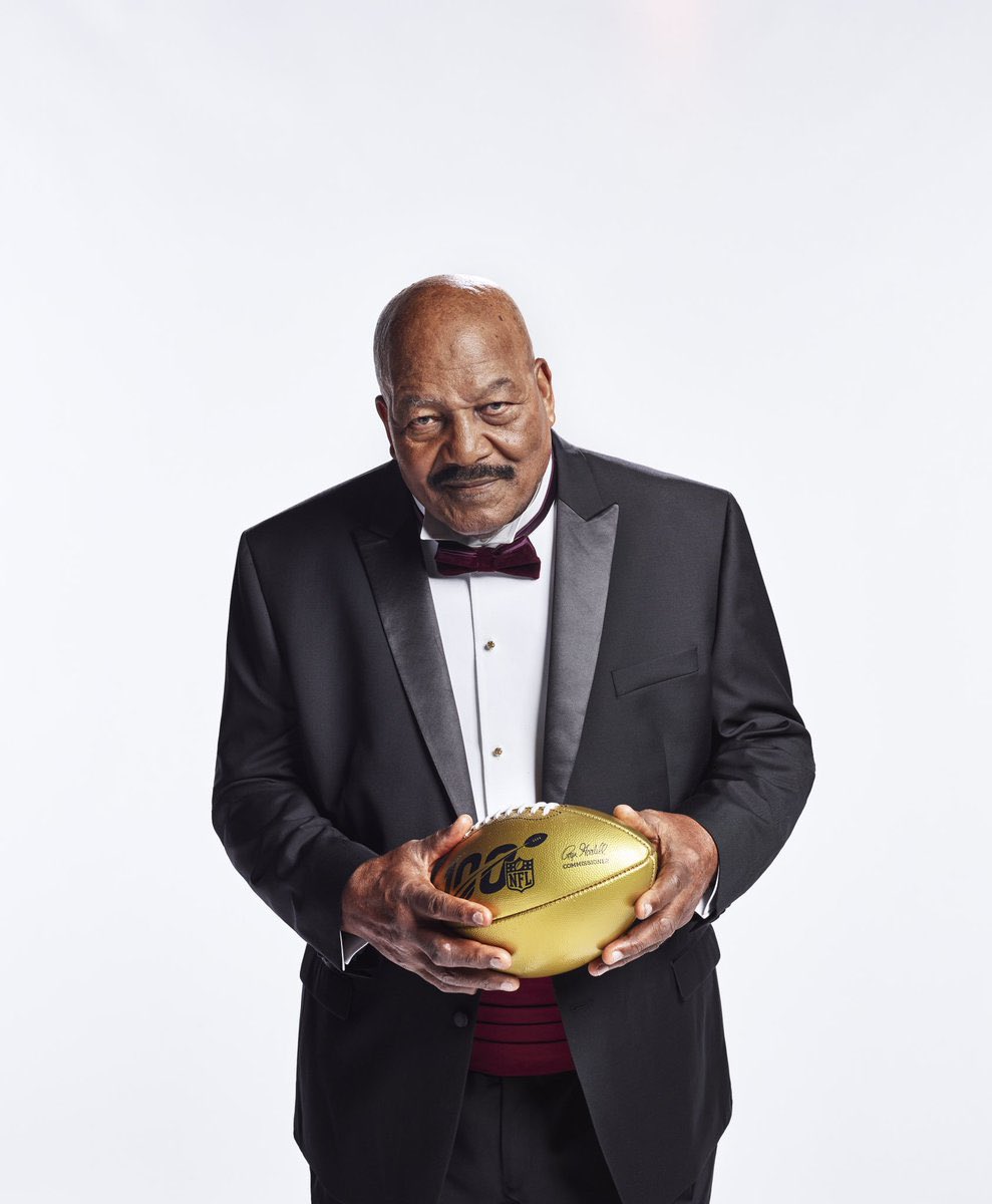 Sad news: Legendary #Browns RB Jim Brown has passed away at the age of 87.

RIP to one of the greats.