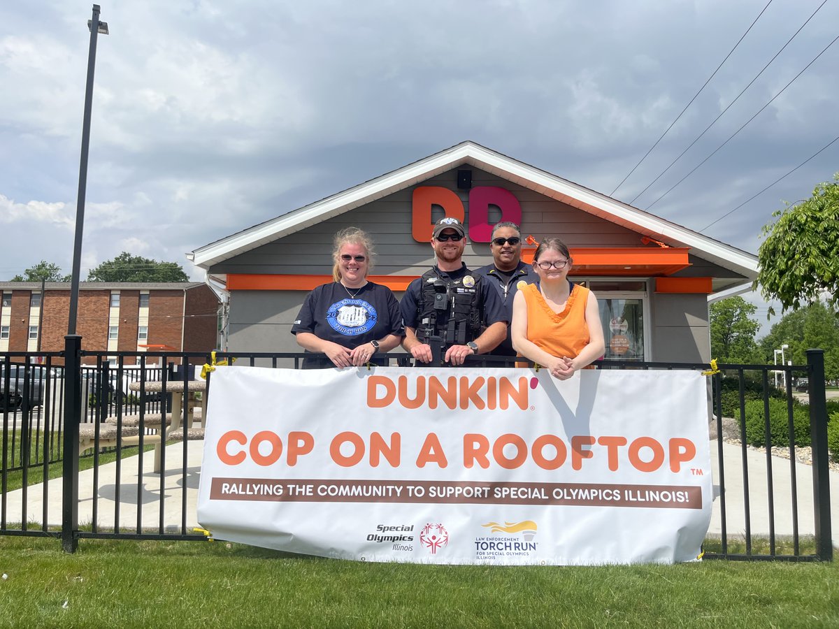 EIU Police Department tweet media