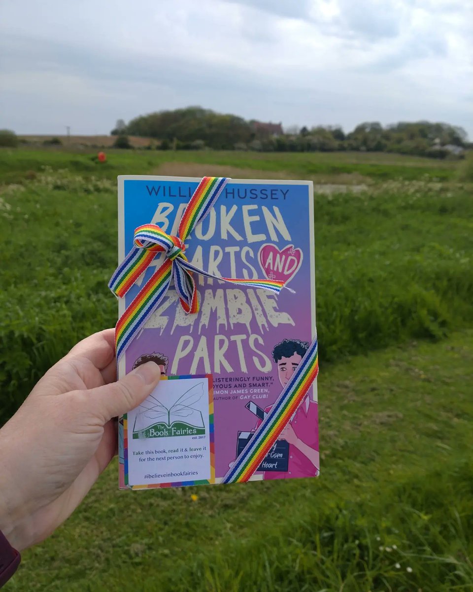 The Book Fairies are sharing copies of Broken Hearts and Zombie Parts by William Hussey! Who will be lucky enough to spot the 3 hidden in Filey?
#ibelieveinbookfairies #TBFBroken #TBFUsborne #BrokenHearts #BookFairiesWithPride #WilliamHussey #YABooks #YAReads #loveislove