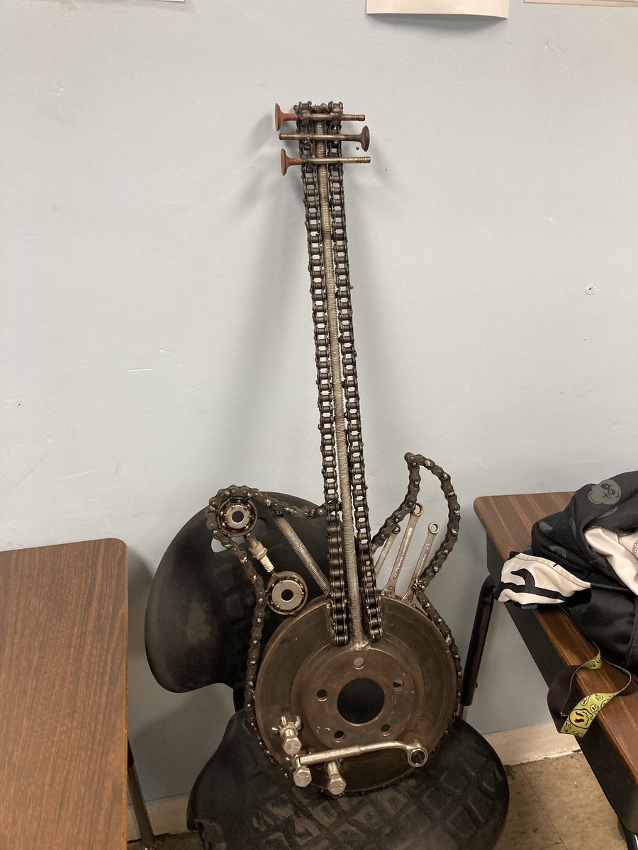 The Dunnellon High School’s Power Generation Academy allows students to complete projects such as building robots, building trailers, &amp; even musical instruments! Their work is simply amazing! Thank you, Mr. Slocum. #Job Placement 👨‍🏭🐾🐾 <a href="/Martins_Marvels/">Wade Martin</a> <a href="/DunnellonHigh/">Dunnellon High</a>