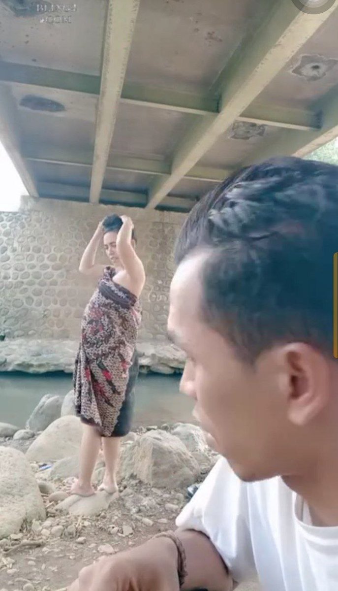 Reysa16 💜 ya kek org² pada umumnya aja, main dibawah jembatan🤭
.
teraboxapp.com/s/1GcuN3SA-R1C…

#ometv #omeglevideo #DoodStream #DoodstreamViral #VCS #asupanvideoviral #PemersatuBangsa