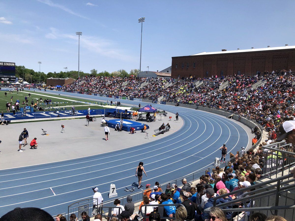 mahonsports's tweet photo. Second day of #iahstrk off to great start @ before packed crowd @ #DrakeStadium with 5 records set (4-boys, 1-girls) Friday morning‼️
✅2 day total has seen 10 records (8 boys) set entering Class 2A & Class 3A this afternoon ‼️ https://t.co/dOVeSCsSeH