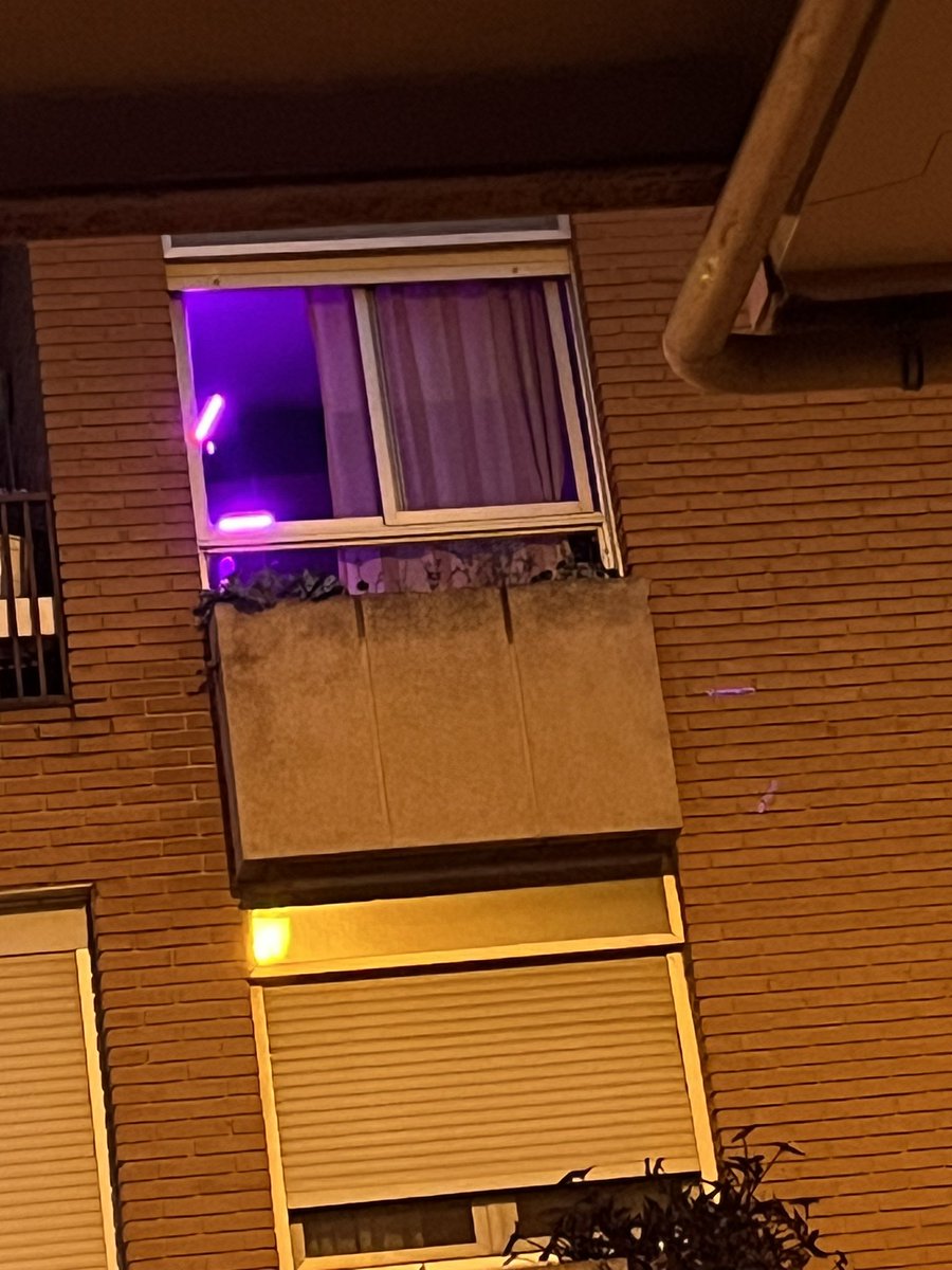 rvbrii's tweet photo. Ahí vive un streamer no? https://t.co/4GXLesxsZB