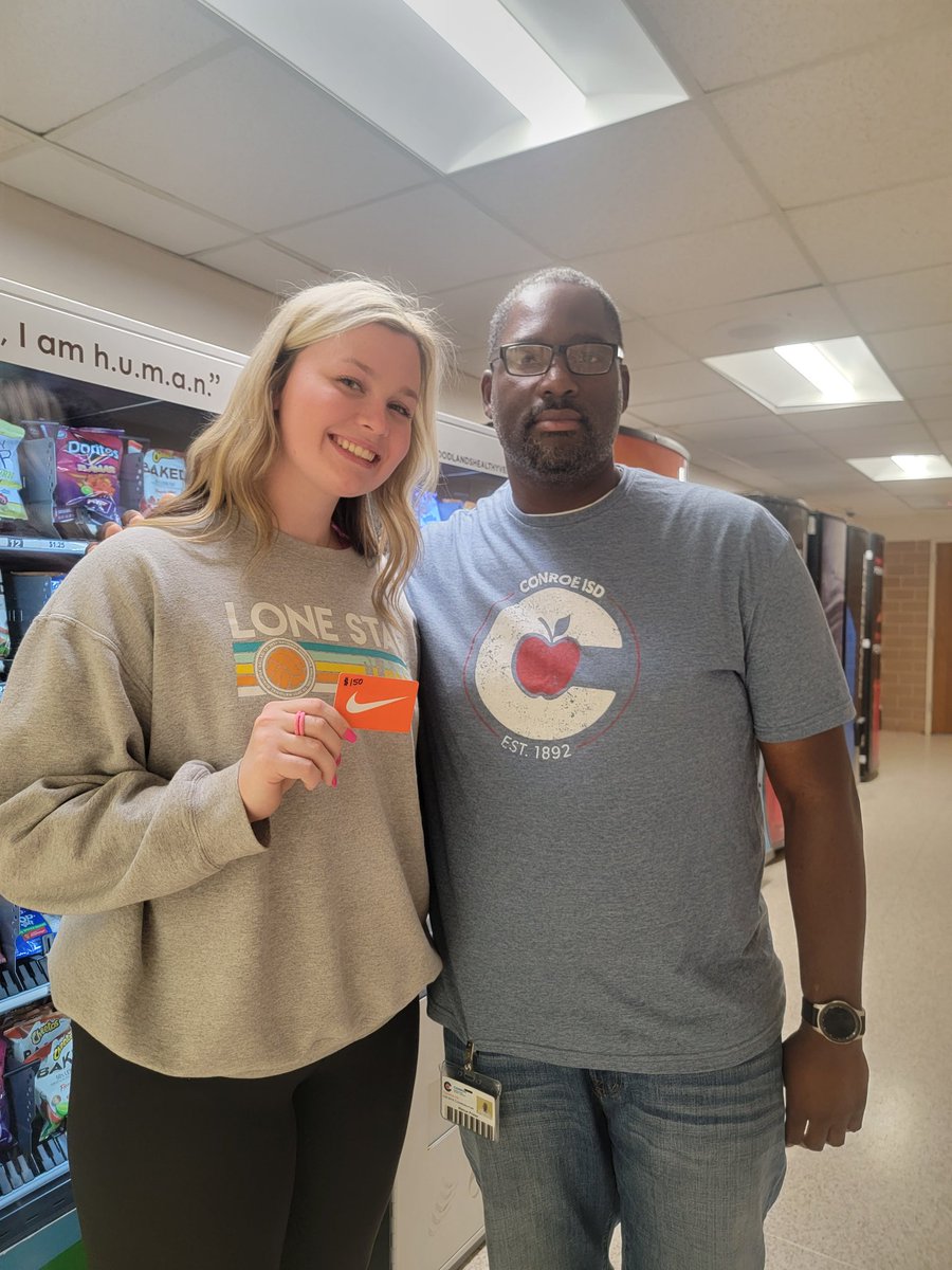 This week @ConroeHSCISD @cisetx did a 10 Below attendance raffle for the students. The winner received a Nike gift card. @ConroeTigerVB @medford_bethany 

#Attendancematters 
#AllinforKids 
#thebestisyettocome