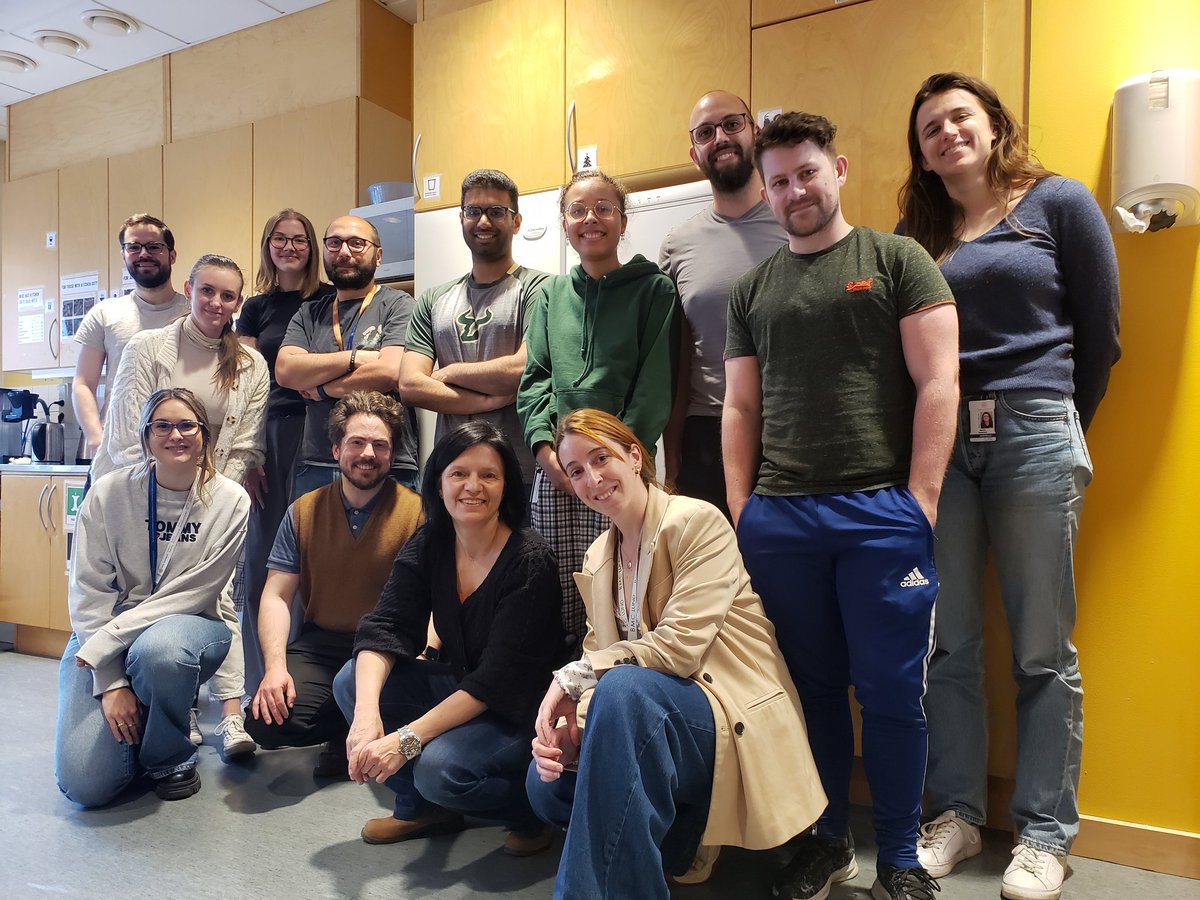 Anuraag Bukkuri (@evo_eco_onco) on Twitter photo What a year it's been! A big thanks to <a href="/hammarlund_emma/">Emma Hammarlund Lab</a> for hosting me <a href="/lunduniversity/">Lund University</a>. We've created exciting science together and it's truly been the experience of a lifetime!
And of course, so grateful for all my terrific labmates that made every day so much more fun(ny) 😊 What a year it's been! A big thanks to <a href="/hammarlund_emma/">Emma Hammarlund Lab</a> for hosting me <a href="/lunduniversity/">Lund University</a>. We've created exciting science together and it's truly been the experience of a lifetime!
And of course, so grateful for all my terrific labmates that made every day so much more fun(ny) 😊