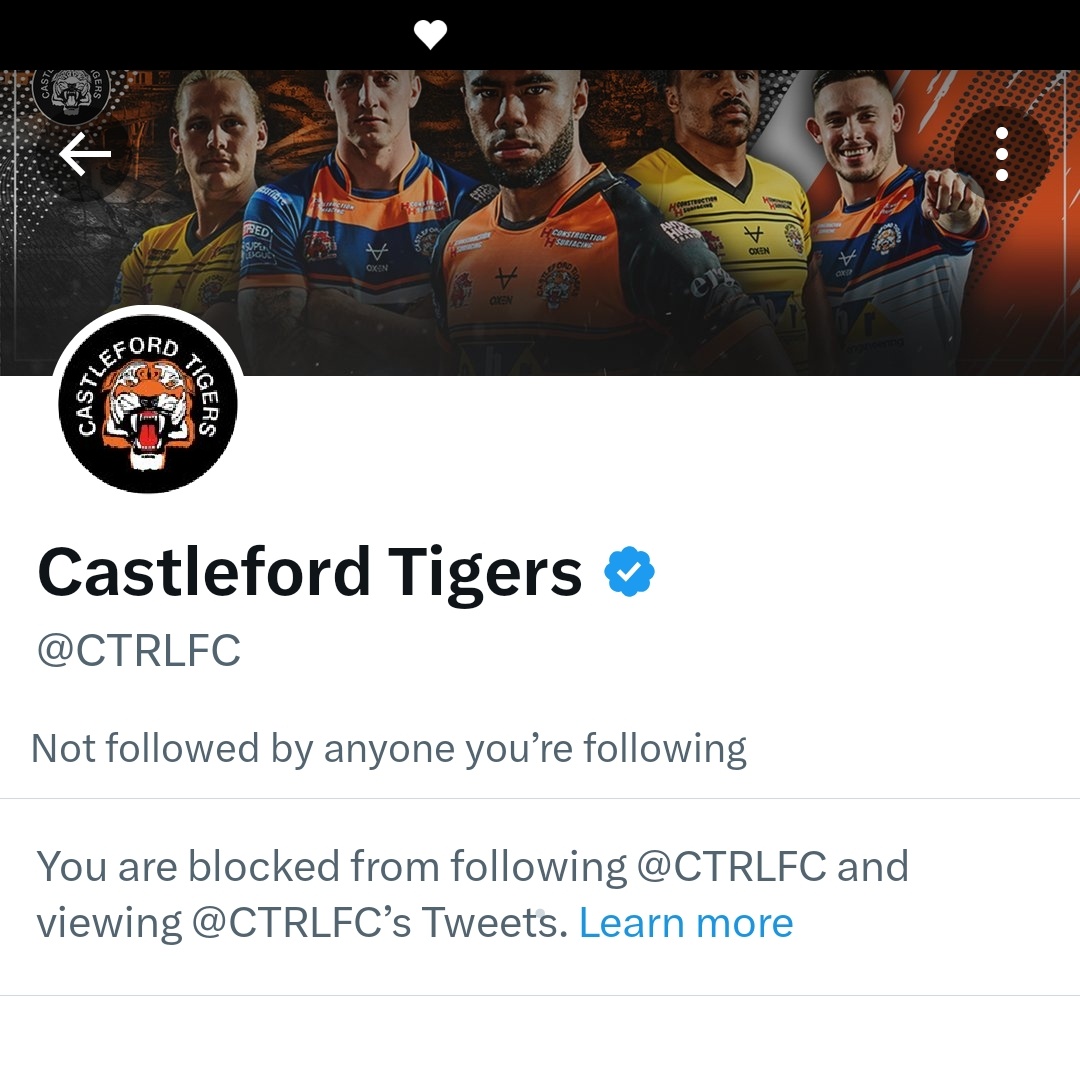 Castleford Tigers blocking me because I commented on their yoga video saying Andy Last has already bent this entire club over, Seems abit harsh to me? Are opinions not allowed are cas going to censor everybody? It's not there if we can't hear it?

#SuperLeague #castlefordtigers