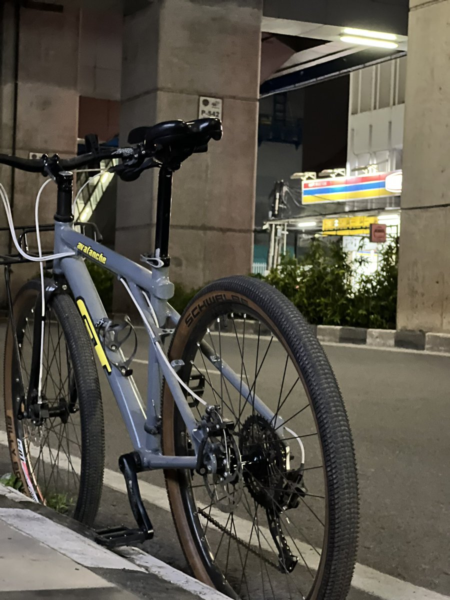 Antieliteglobal tweet media