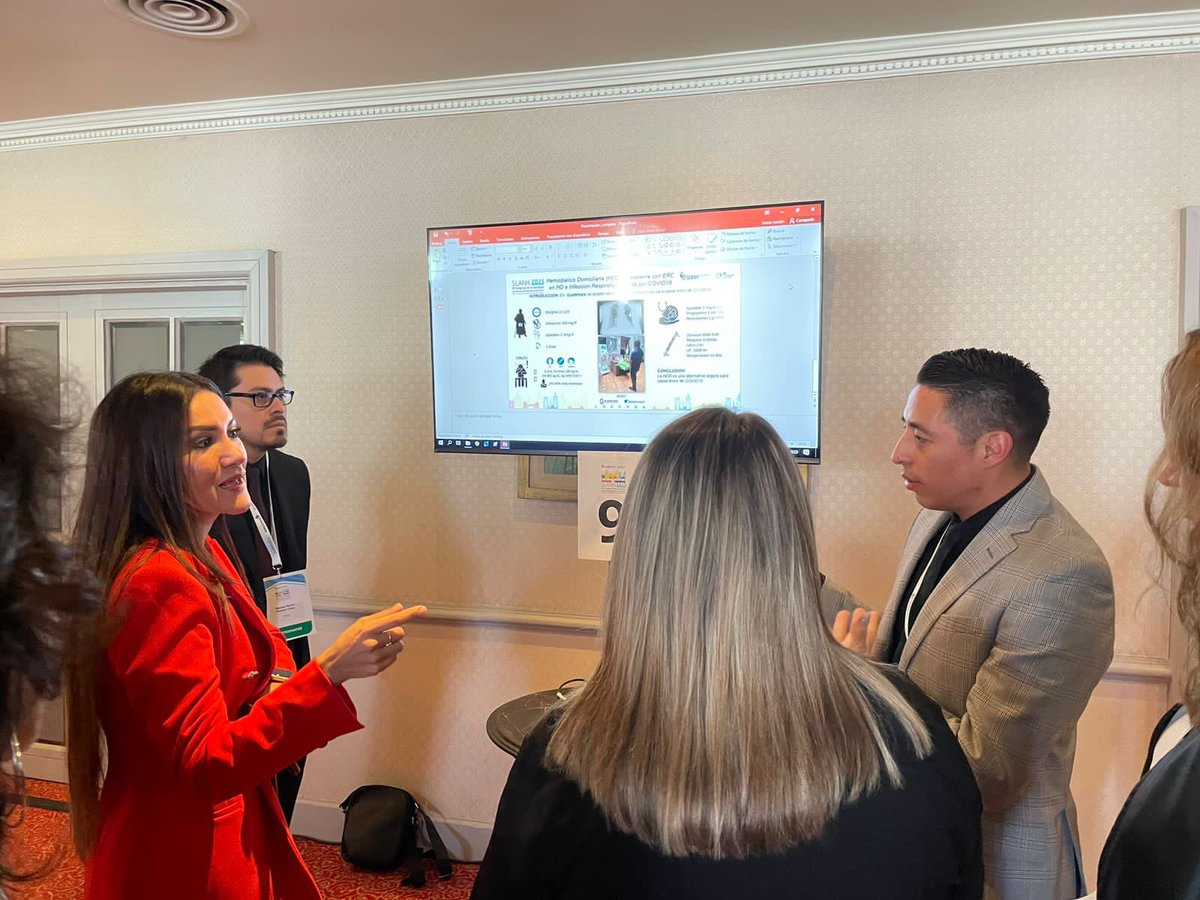 drkevinsoch's tweet photo. 📍Ayer en el #congresoslanh compartiendo con excelentes nefrólogos @elba_vanessa @visanpolo @institutoslanh https://t.co/hYOgw0KxOo