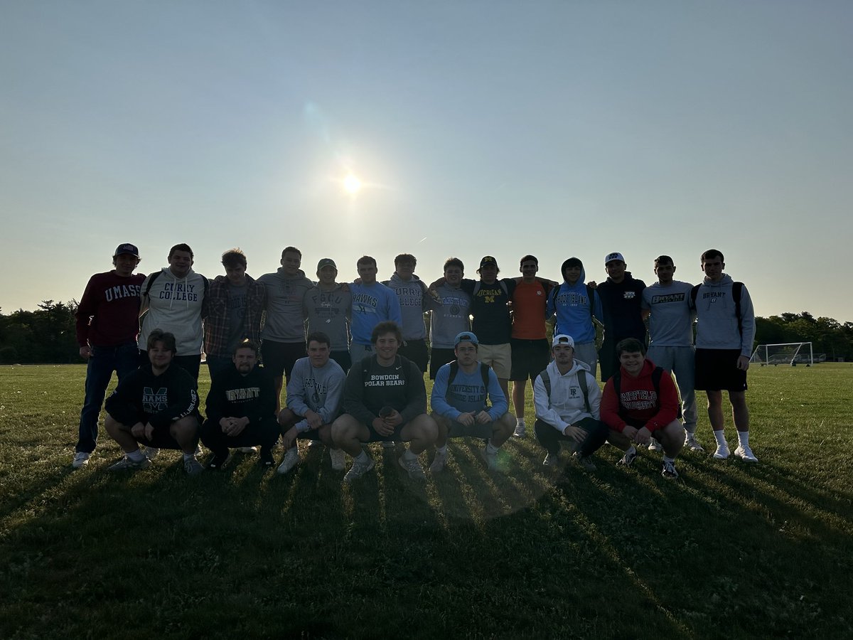 MarshfieldRams's tweet image. Last day of class for Class of ‘23.  These guys lead us all year and through the season, great example for younger guys to follow.  You will be missed 🎓👨‍🎓