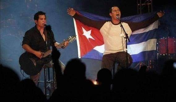 Por representar a un país que eligió su destino son atacados por los fascistas de hoy #ConBuenaFeYo