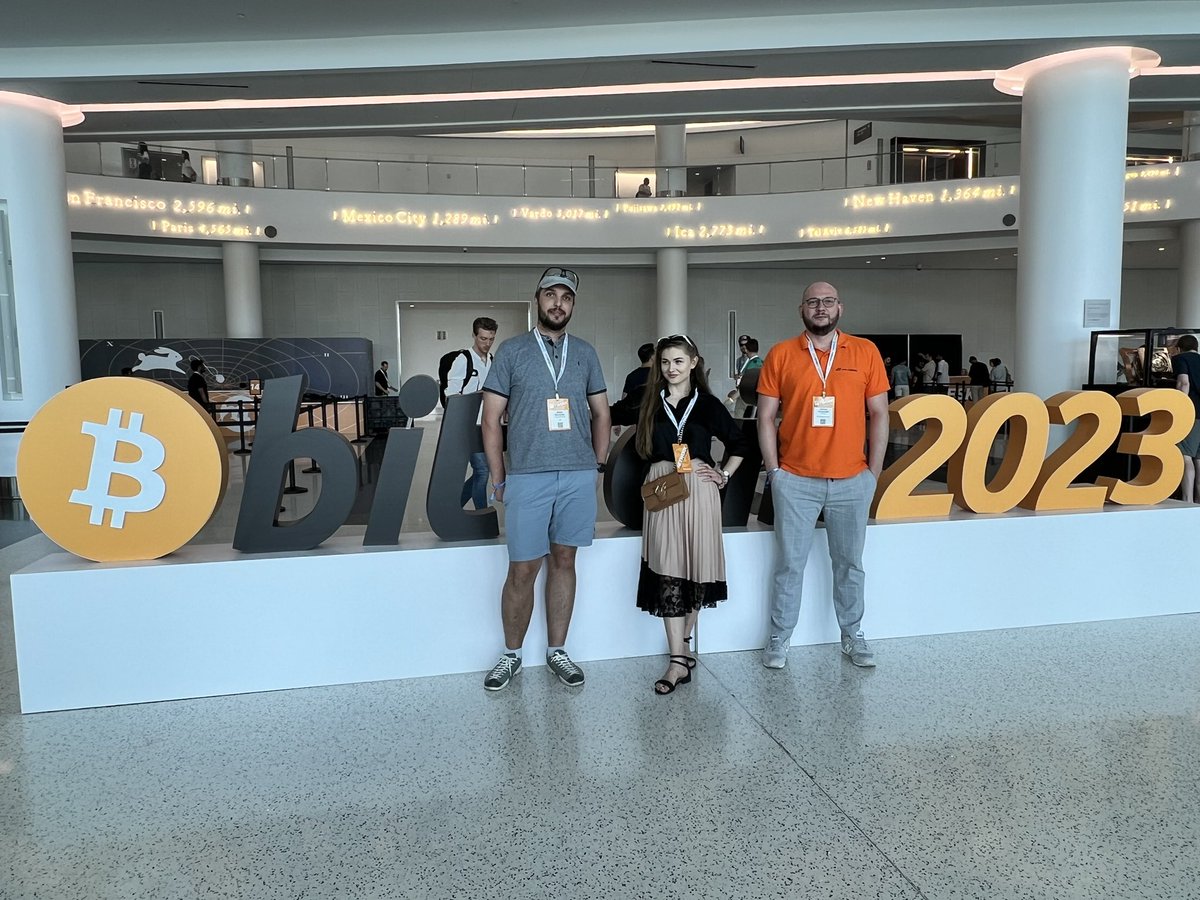 api_verse's tweet photo. Another day at @TheBitcoinConf in Miami 🇺🇸 

We are here ready to discuss about the blockchain technology and its impact on our daily lives, as well as the transformation and adoption of bockchain technology over the next few years ⛓️ 

#APIVerse #blockchain @BitcoinMagazine https://t.co/vmxUI6HGYG