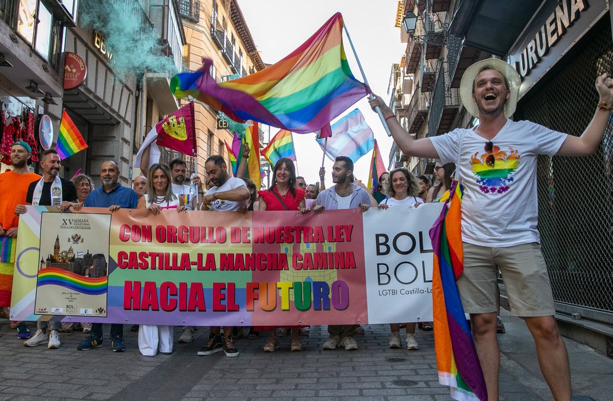 Enclmdiario's tweet photo. ➡️➡️➡️ CLM: subvenciones para proyectos que favorezcan la no discriminación LGTBI - ENCLM https://t.co/Dxir14Az5J https://t.co/fNg1MYMY8j