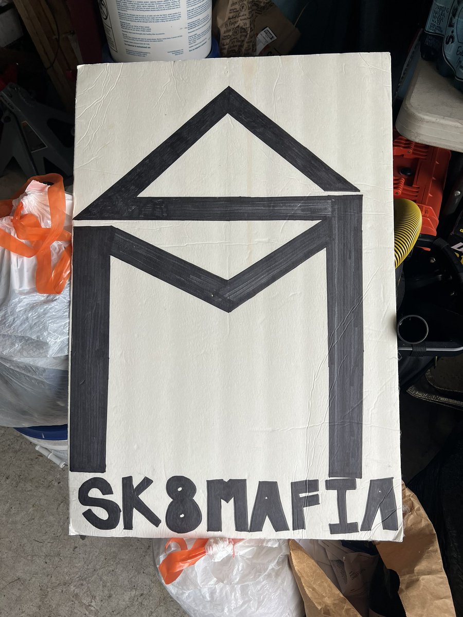 bnardog's tweet photo. Made this when I was in high school.. SM4L https://t.co/MbrnKBMhhs