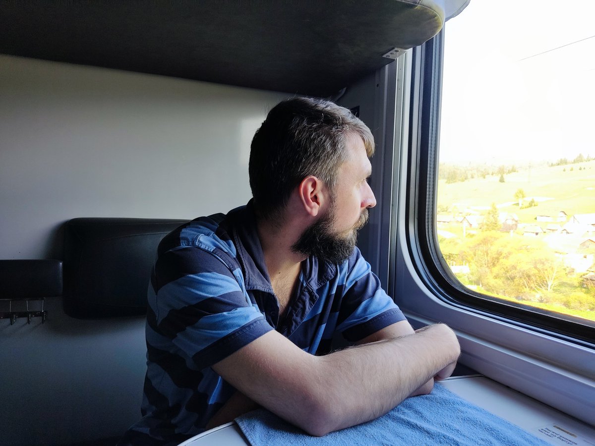 bezmegna's tweet image. #додому
#чухчух