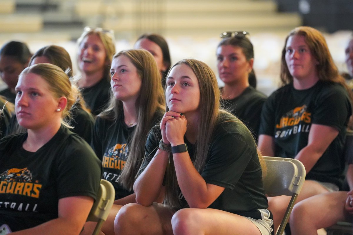 dacc_athletics's tweet photo. #9 seed for the 𝙗𝙞𝙜 𝙙𝙖𝙣𝙘𝙚.

@daccwsb @NJCAASoftball @NJCAA 

#danvillejaguars | #njcaa https://t.co/8PbHUhYATr
