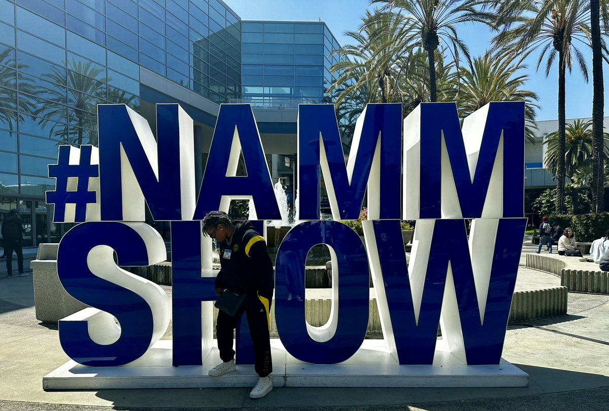 kyaonfiyaa's tweet image. ☮️

#kyaonfiyaa #lifebelifing #havefunwhiledoingit #goodvibes #fridaydump #happyfriday #explore #exploremore #explorepages #FYP