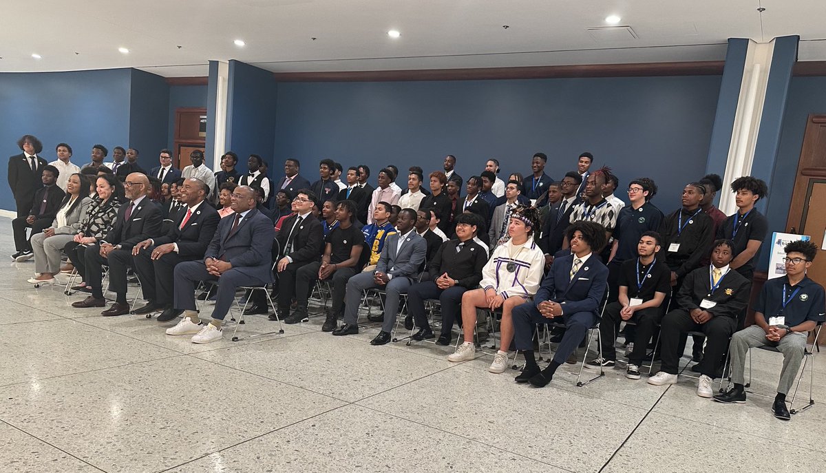 New York State Education Department Announces Sixth Class of My Brother’s Keeper Fellows and MBK Communities Network Milestone: bit.ly/434Hcn8 #NYSMBK #WeAreMBK #ChangingTheNarrative ⁦@NYSMBK⁩