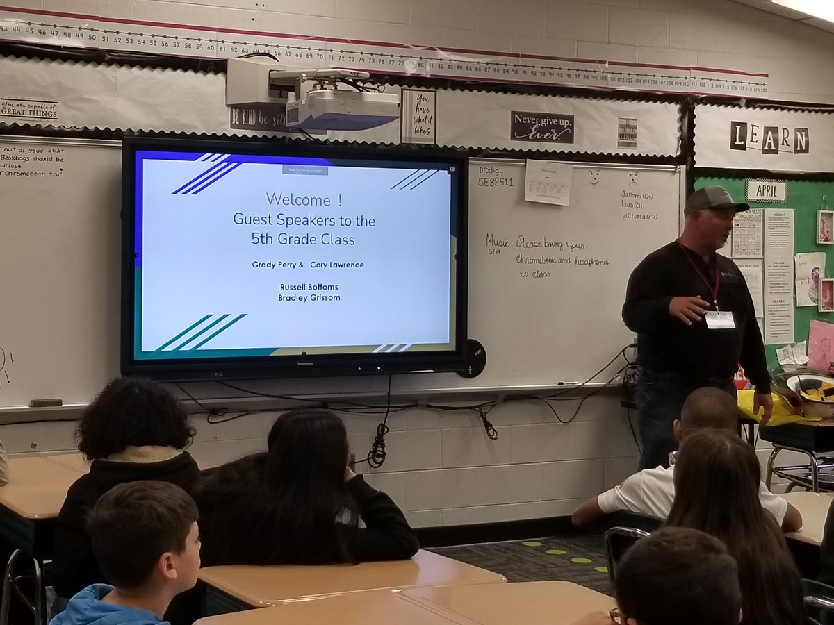 Louisburg Elementary tweet media