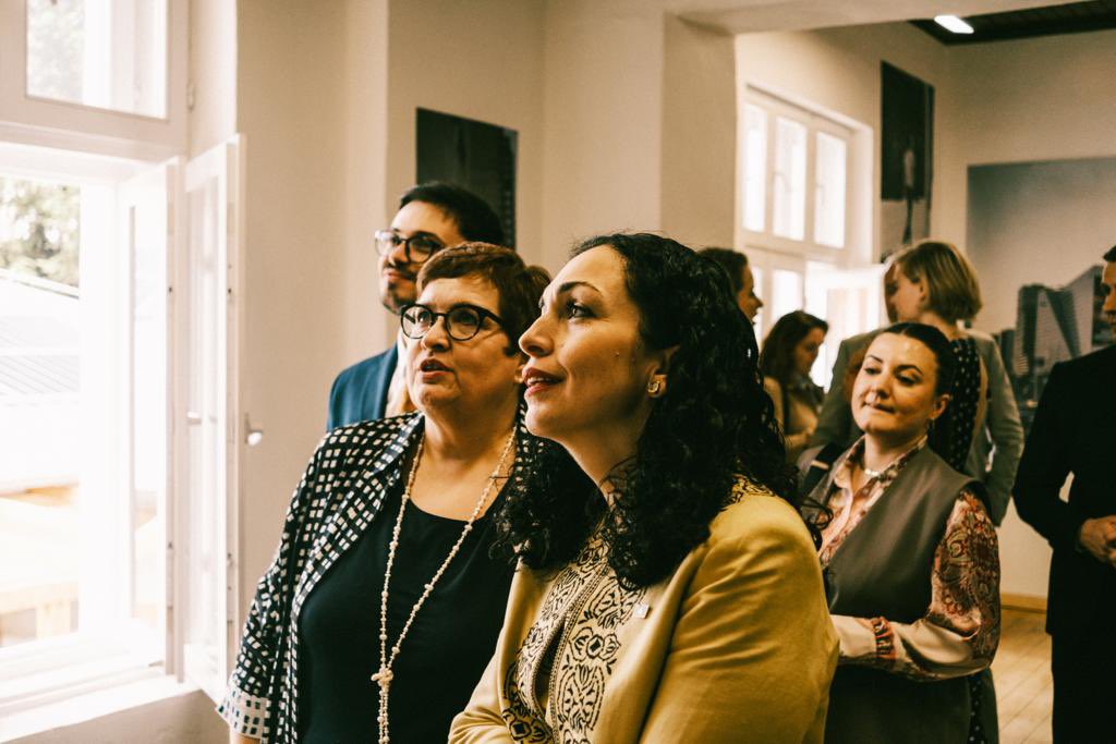 carinatwork's tweet photo. Real honour to kick off the week long celebration of 🇽🇰 &amp; 🇳🇱 diplomatic relations with @VjosaOsmaniPRKS. Our friendship is strong and focussed on the future. 

Follow our socials for next week’s programme &amp; visit the exhibition @ the Center for Narrative Practice. The future is… https://t.co/bDtjACXutX