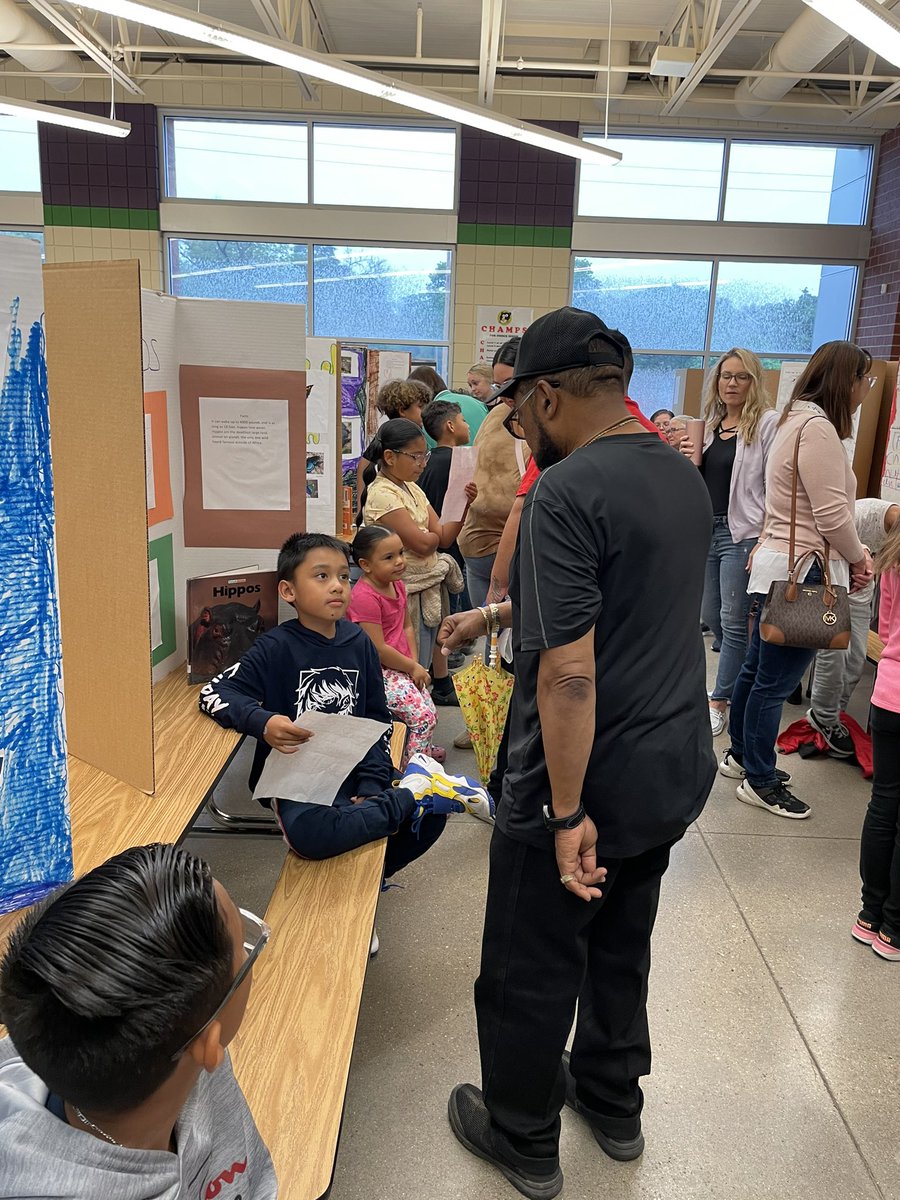 3rd Grade Animal Research Presentations. Empowering readers, writers, SPEAKERS, and listeners #dodgeliteracymagnet #WPSPROUD