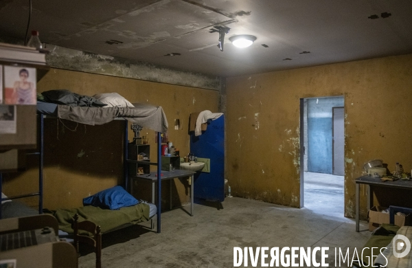 Les studios de cinéma Provence Studios à Martigues. #photo  © Claude ALMODOVAR