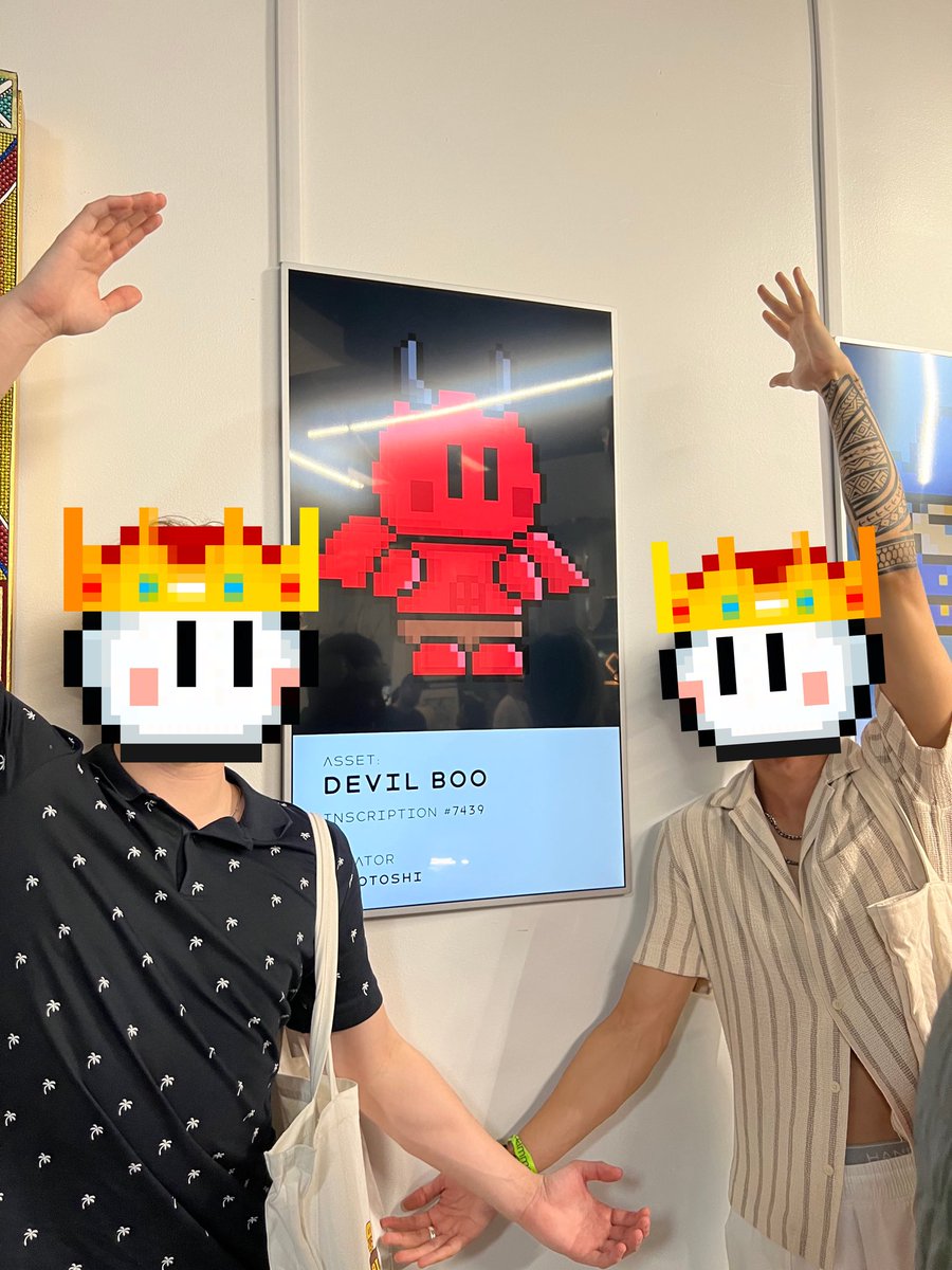 KingBootoshi's tweet image. seeing Devil, Angel, and Bomb Boo displayed at the @OrdinalDiamonds/@BTC_DeGods event was monumental for us, thank you so much for displaying Boos- the entire gallery was beautiful !

everyone we met was MAD chill with immaculate vibes; BTC culture has something generational…