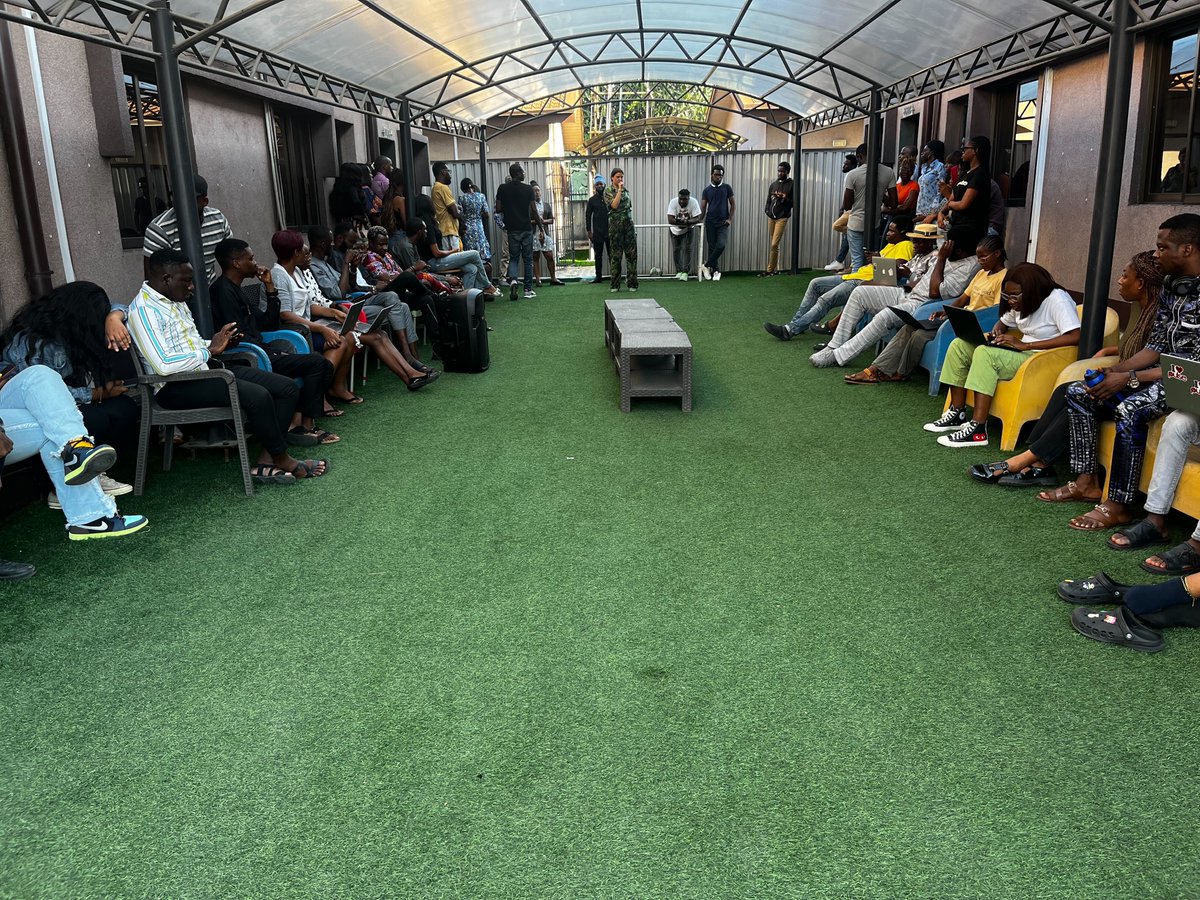 _PulseAfrica's tweet photo. Photos from a special edition of the weekly town hall meetings at @PulseNigeria247, where the team comes together to discuss wins, share updates from the week, and have drinks. The team had Katharina Link, Co CEO of Pulse, around.
#WeArePulse #InsidePulse https://t.co/NmRNjIQgBQ