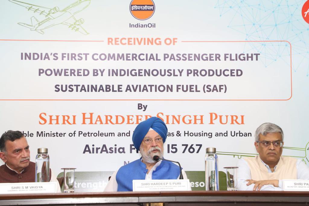 iJayrajBJP's tweet photo. Historic step making aviation fuel from ethanol taking #FarmtoFlight!
India takes a positive step towards a green & sustainable future under visionary leadership of PM Sh @narendramodi Ji.
Proud to launch India’s first domestic commercial flight on indigenous feedstock & SAF! https://t.co/nTGUTI2IaQ