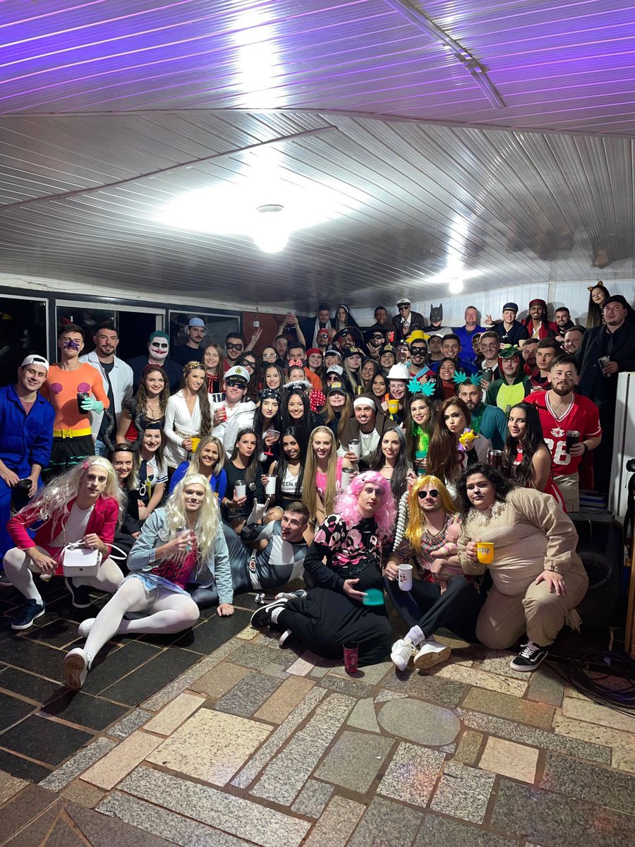 Sextou com fotinho atualizada ✅✅

Festa Fantasia STV 2023